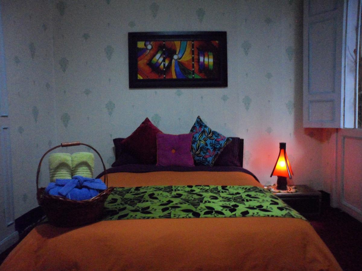 Zohar Hostelボゴタ エクステリア 写真